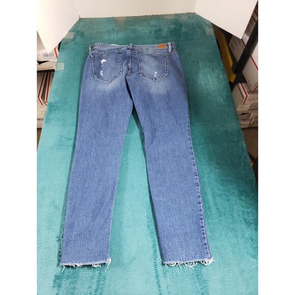 Guess Jeans Size 30 Womens Blue Pants Stretch Denim Mid Rise Fray Hem Cropped - Picture 11 of 13